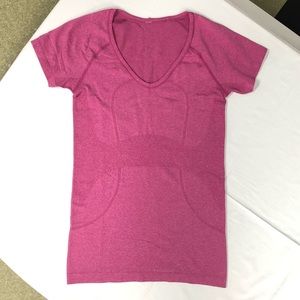 EUC - Lululemon SS Pink/Magenta Swiftly - Size 6